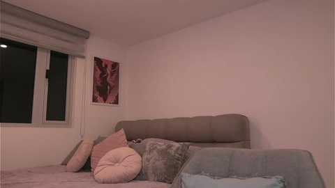 nina_mon free recording from 2025-10-31 06:00:00