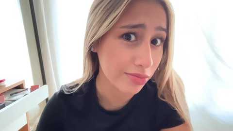 kikibae2 free recording from 2025-11-02 16:09:00