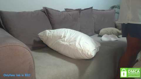 marylou2000 free recording from 2025-12-14 00:29:00