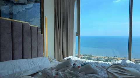 canikissyou_ free recording from 2025-11-05 06:19:00