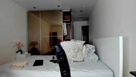 dulceys free recording from 2025-11-09 08:20:00