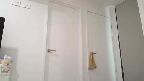 avabrooks free recording from 2025-11-11 22:35:00