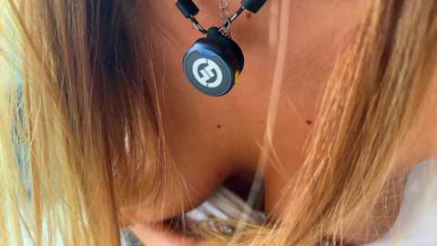 canikissyou_ free recording from 2025-11-12 04:41:00