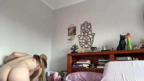 kittengirlxo free recording from 2025-11-14 05:50:00