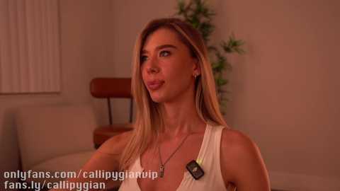 heyhorny_cb free recording from 2025-11-15 02:05:00