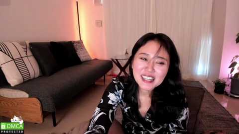 maybenanako free recording from 2025-12-07 00:01:00