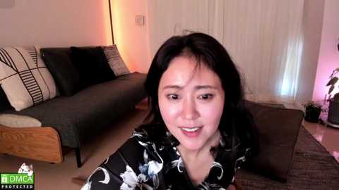 maybenanako free recording from 2025-12-07 00:01:00