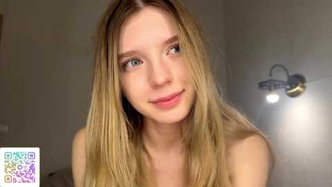 chloe_show free recording from 2025-11-17 18:21:00