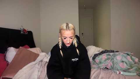 brookepatterson free recording from 2025-11-19 04:45:00