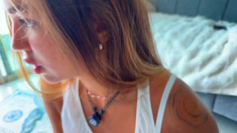 canikissyou_ free recording from 2025-11-19 01:48:00