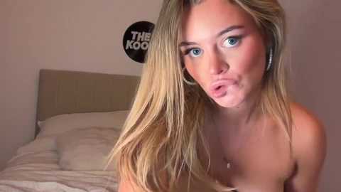 taliavaine free recording from 2025-11-26 20:37:00