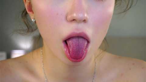 loriamarzinske free recording from 2025-12-08 00:13:00