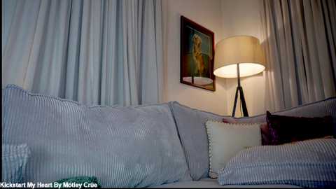 x_lily_x free recording from 2025-12-01 00:01:00