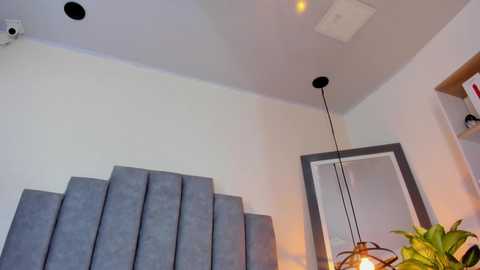 gabriela__gomez free recording from 2025-12-04 19:14:00