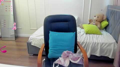 kuro_ren free recording from 2025-12-05 10:34:00