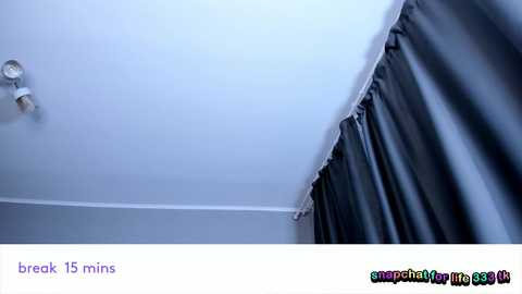 vivian_qwerty free recording from 2025-12-08 00:13:00