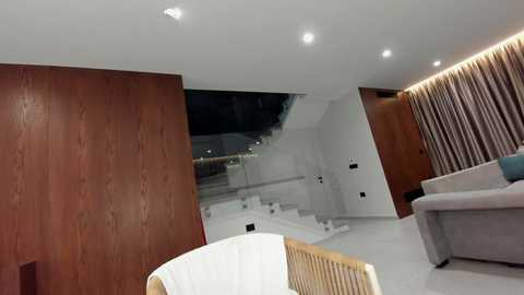 ehotlovea free recording from 2025-12-08 00:13:00