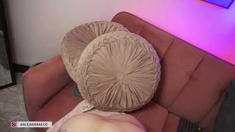 miss_meii free recording from 2025-12-06 05:21:00