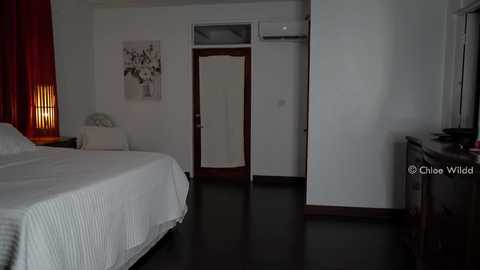 chloewildd free recording from 2025-12-14 00:29:00