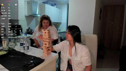 laurasophya free recording from 2025-12-08 02:54:00