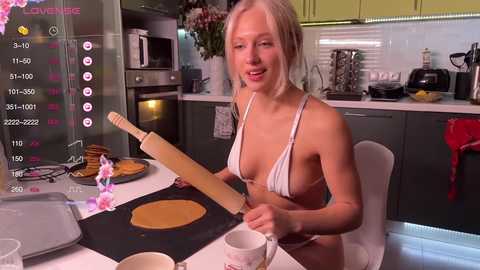 roselyn_rose free recording from 2025-12-09 20:44:00