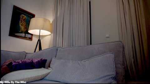 x_lily_x free recording from 2025-12-10 00:36:00