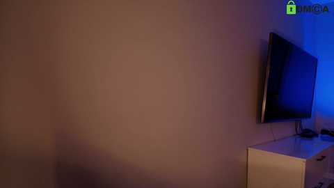 hollyextra free recording from 2025-12-12 17:15:00