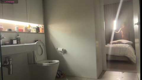 ava_delightt free recording from 2025-12-14 00:29:00