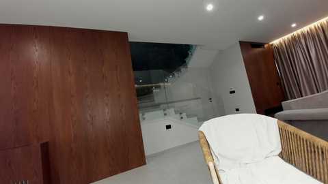 ehotlovea free recording from 2025-12-13 07:18:00