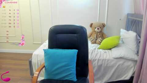 kuro_ren free recording from 2025-12-13 10:20:00