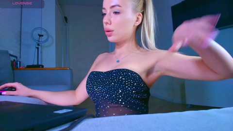 funny_blondi free recording from 