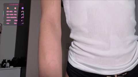 hoaarisa free recording from 2025-12-16 00:03:00