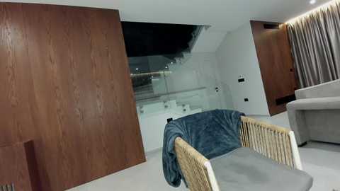 ehotlovea free recording from 2025-12-16 06:31:00