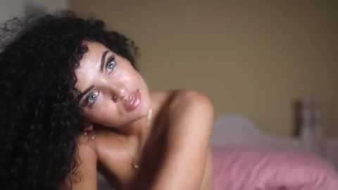 suzysuza free recording from 2025-12-18 17:38:00