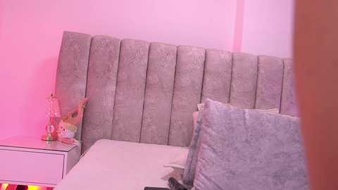 vvioleta_ free recording from 2025-12-18 10:58:00