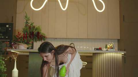 whisper_of_love free recording from 2025-12-20 07:44:00