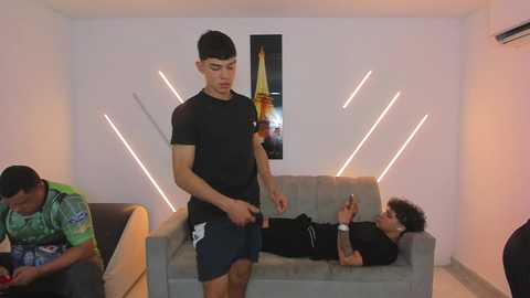 nympho_nathy_sophi free recording from 2025-12-21 16:19:00