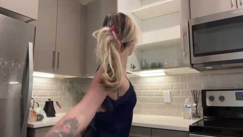 luvaimee free recording from 2025-12-23 18:38:00