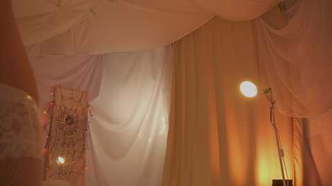 sunny_maria free recording from 2025-12-23 01:55:00