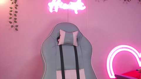 _miss_hinata_ free recording from 2025-12-26 15:06:00