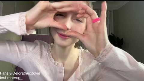 delorathecookie free recording from 2025-12-26 06:13:00