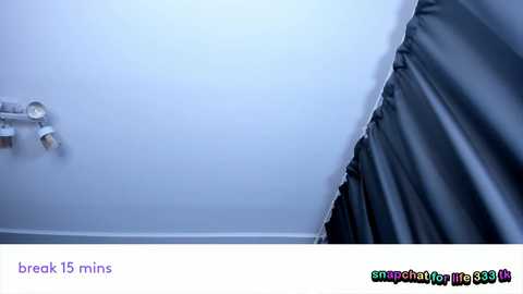 vivian_qwerty free recording from 2025-12-28 08:06:00