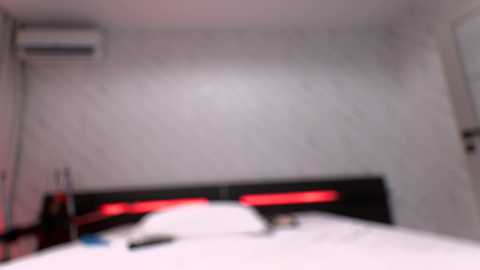 blonde_bigtits free recording from 2025-12-29 07:29:00