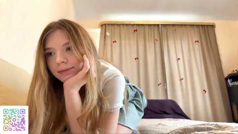chloe_show free recording from 2025-12-30 11:47:00