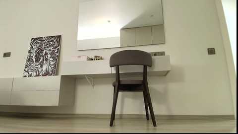 milla_bella free recording from 2025-12-30 00:04:00