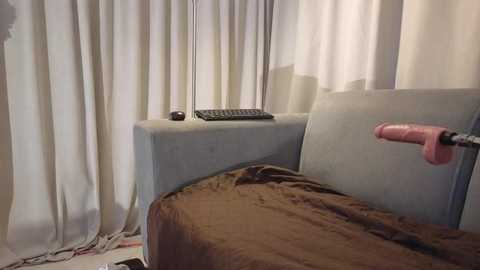 yuliethpetite free recording from 2026-01-02 18:04:00