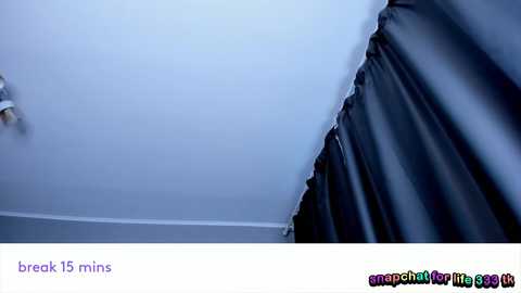 vivian_qwerty free recording from 2026-01-05 07:35:00