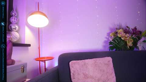 littlee33 free recording from 2026-01-10 22:23:00