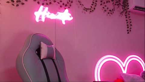 _miss_hinata_ free recording from 2026-01-12 16:40:00