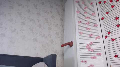 sofia_here free recording from 